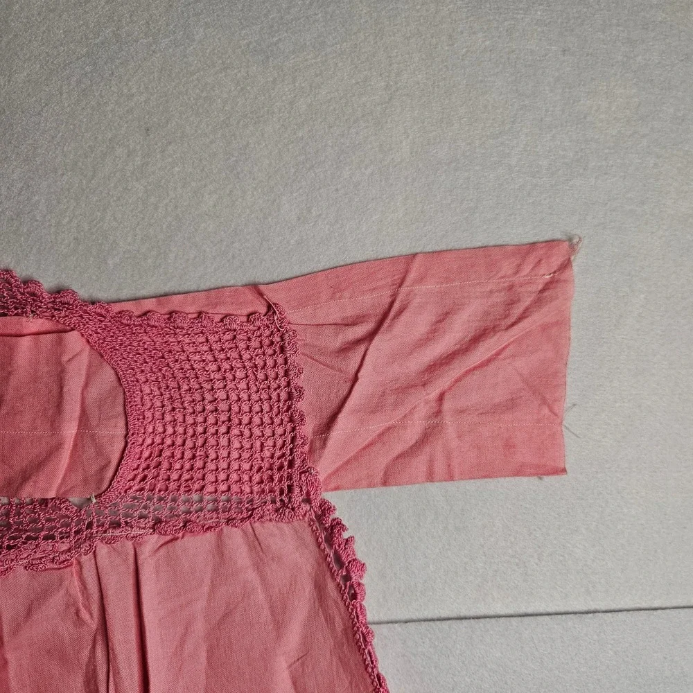 Vintage Pink Handmade Crochet Lace Half Apron with Pocket Scalloped Trim
